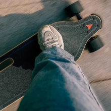 Load image into Gallery viewer, 4WD Electric Skateboard with Remote