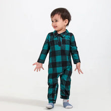 Load image into Gallery viewer, Family Green Plaid Matching Pajamas Set
